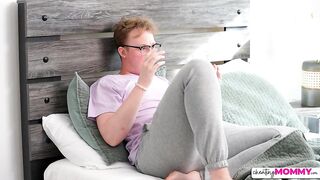 CheatingMommy - Gigi Dior - Stepmoms Sexy Repairman