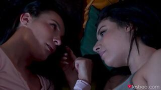Lesbea - Lexi Dona And Emily Pink