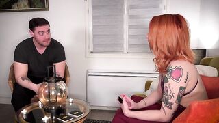 JacquieEtMichelTV - Little Foxy - Well-intentioned advisor