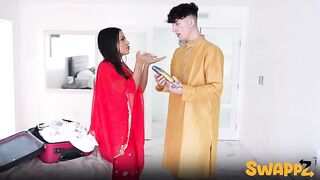 MomSwap - Sasha Pearl And Brandy Salazar