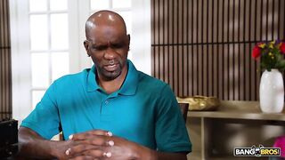 MomIsHorny - Aderes Quin