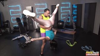 FakeHubOriginals - Lady Dee - Stretching Makes Me Wet