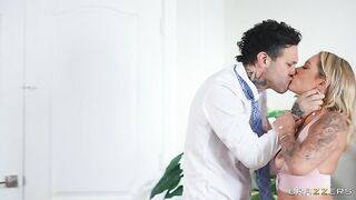 Brazzers - Gypsy Rose - She Soaked My Work With Squirt!