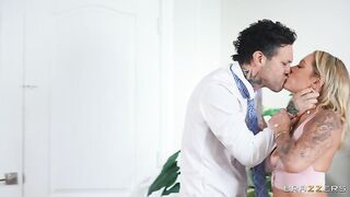 BrazzersExxtra - Gypsy Rose - She Soaked My Work With Squirt