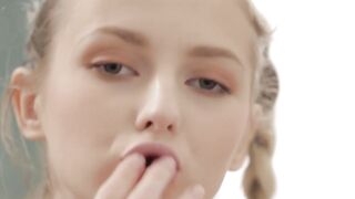 Golden Teen BJ And 69 - Goldie Baby