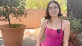 JacquieEt MichelTV Penelope 19 Years Old Cosmetics Sales Woman In Paris - Belle Jolie