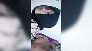 Jilbab Desah