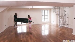 Julia James - Offers You Her Soaking Pussy 17 10 2025