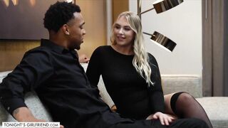 Maisey Monroe - Big Booty Pornstar Maisey Monroe Gives A Fan What He's Been Craving 17 10 2025