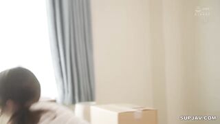 During The Moving Work, I Could Not Stand My Childhood Friend's Defenseless Big Ass And I Made Vaginal Cum Shot Many Times In The Back - Mina Kitano