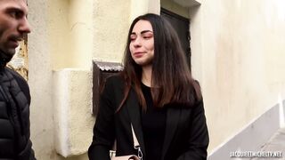 Ashley, 21 Ans, Veut Se Prendre Une Double