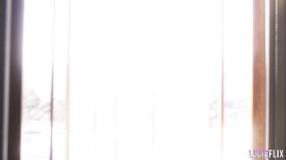 Ultimacy Episode 3. The Workout : Eliza Ibarra