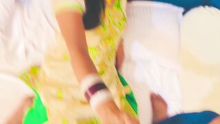 Ghar par koye nahin hai chalo step sister hum sex karate hain mujhe kandom pasand nahin hai sautele bahan please apne kapade kholo