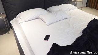 Latina with a big butt fucks her boyfriend while her parents are in the other room.