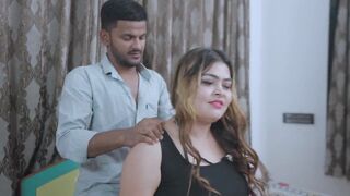 Indian Beutyfull Bhabhi Ne Massage ke Bahane Devar Ka Mota Lund Chusaa Clear Hindi Audio
