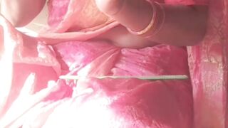 Oh yes Beautiful and cute bhabhi ji first desi village style Mein entry full romantic seen