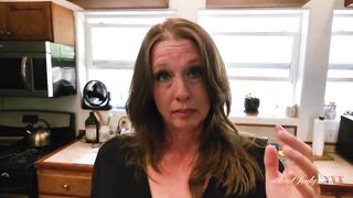 AuntJudysXXX - Busty Mature Amateur MILF Autumn Makes Homemade Porn with the Delivery Guy