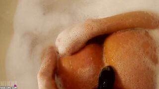 NikkiSims - Tub Dildo - 2018 Full