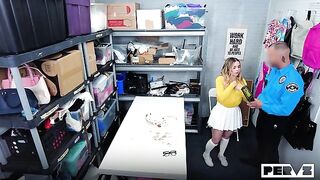 Shoplyfter - Aria Banks