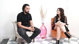 JacquieEtMichelTV - Lily Alix - Is the queen of the ball!